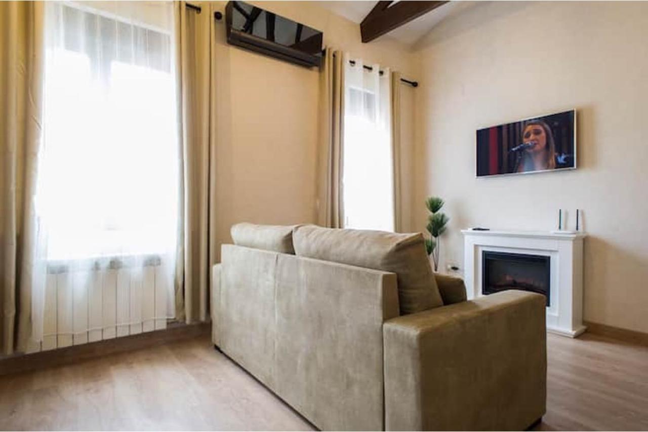 Premium Apartment La Latina 1. Salamanca Bagian luar foto